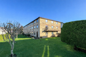 Flat 17, The Anchorage, Belle Vue Road, Paignton TQ4 6PA