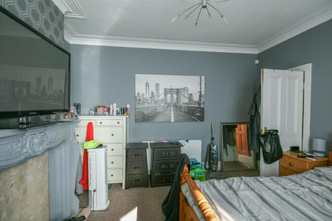 3 bed Terraced for sale Image 5