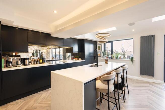 Kitchen / Dining / Family Room