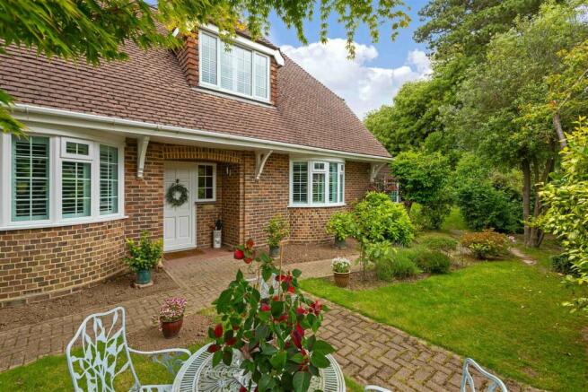 For Sale by Aspire Residential - Offington Lane