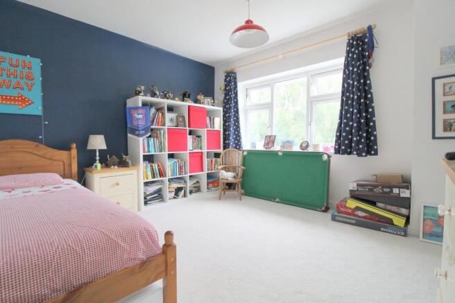 BEDROOM 3 (Photo ...