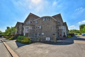 27, Ladybower Court, North Road, Glossop SK13 7AQ