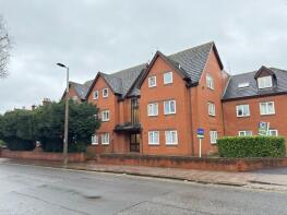 Flat 8, 44 Regents Court, Shakespeare Road, Bedford MK40 2ED