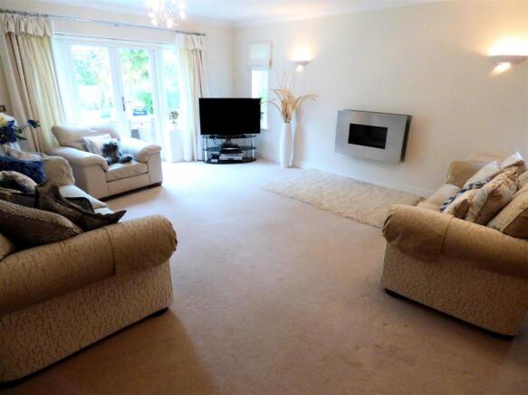 1 Lime Kiln Court, New Drawing Room DI.JPG