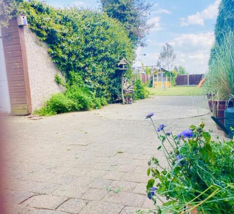 Photo 13
