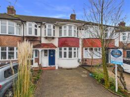 56, Rydens Grove, Hersham, Walton-on-thames KT12 5RU