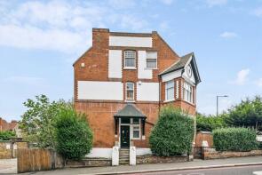 Flat 5, 3, Ambleside Avenue, London SW16 6AD