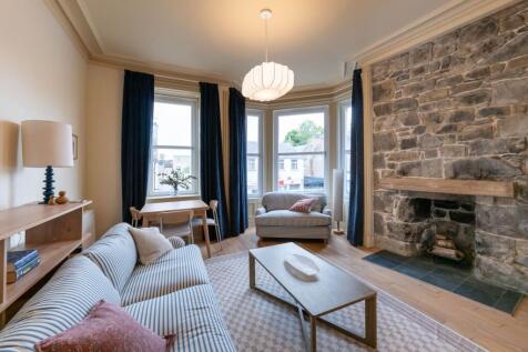 Station Road, Broxburn, EH52