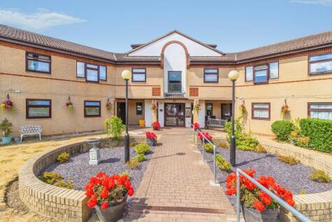 Flintergill Court, Heelands, Milton Keynes, Buckinghamshire, MK13