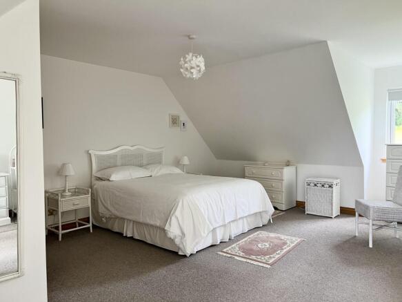 15 Templand, Crossmichael - Williamson and Henry