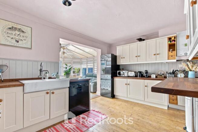 2 bed Semi-Detached for sale Image 5
