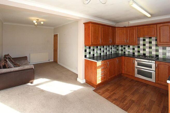 KITCHEN AND SI...