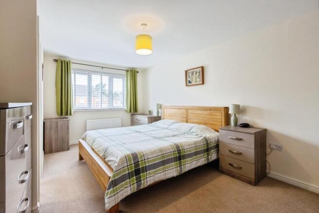 4 bed Detached for sale Image 12