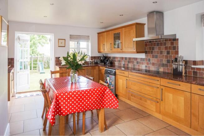 Kitchen/Breakfast
