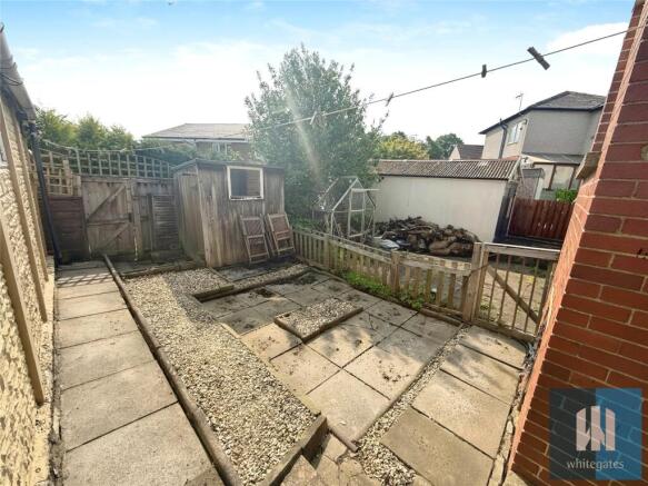 2 bed Semi-Detached to rent Image 8