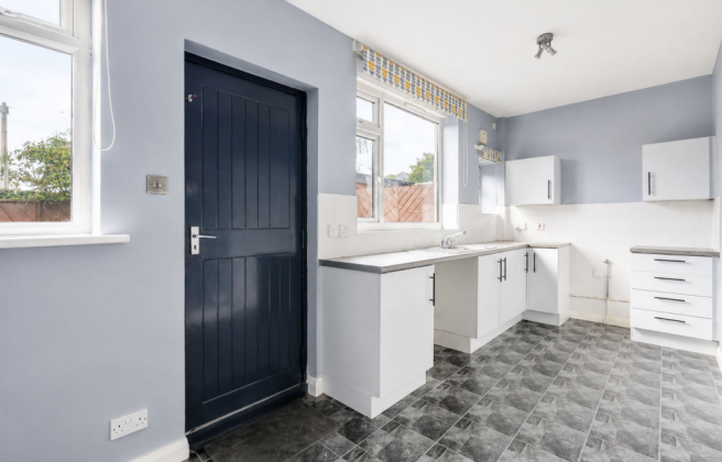 3 bed Terraced for sale Image 4