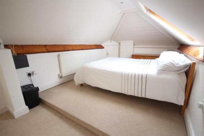 Attic Room/ Office