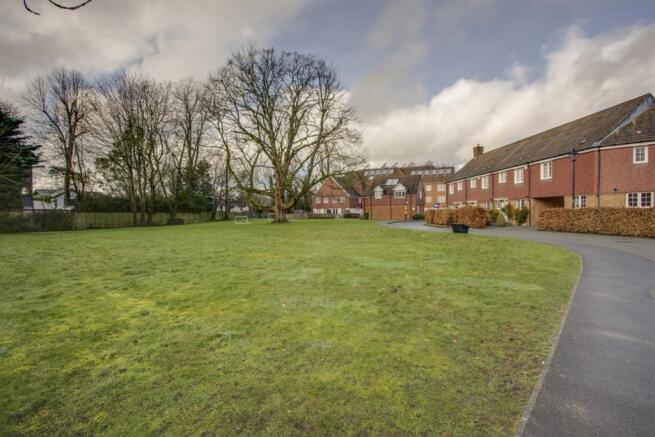 Brudenell Close