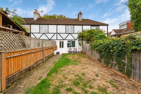 Burr Close, London Colney, St. Albans