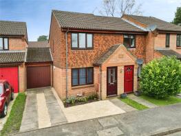 2, Charterhouse Close, Bracknell RG12 0XF