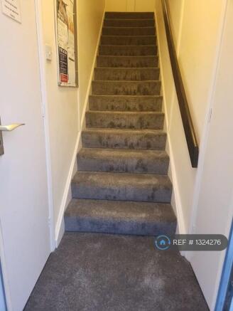 New Carpet In Communal (71/69) Hallway