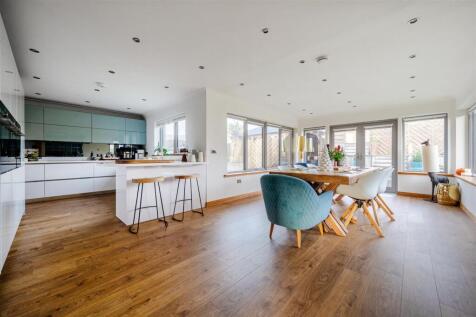 Julia Drive, Sandwith, CA28
