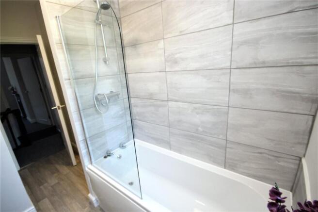 3 bed Terraced to rent Image 11