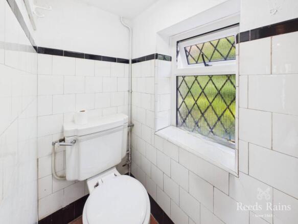4 bed Detached for sale Image 12