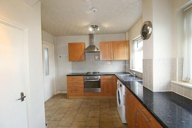 3 bed Semi-Detached for sale Image 9