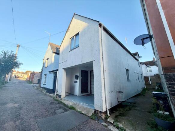 2-bed detached on Raleigh Road, Exmouth, £280,000
