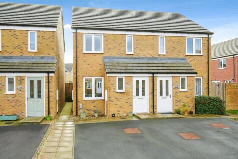 Whitley Close, Grove, Wantage