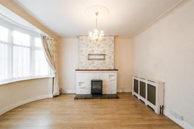 13 Bergholt Avenue-18.jpg
