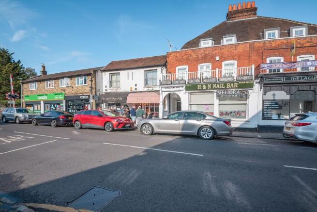 10 High Street, Datchet SL3 9EA
