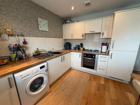 Tensing Fold, Dukinfield photo 4