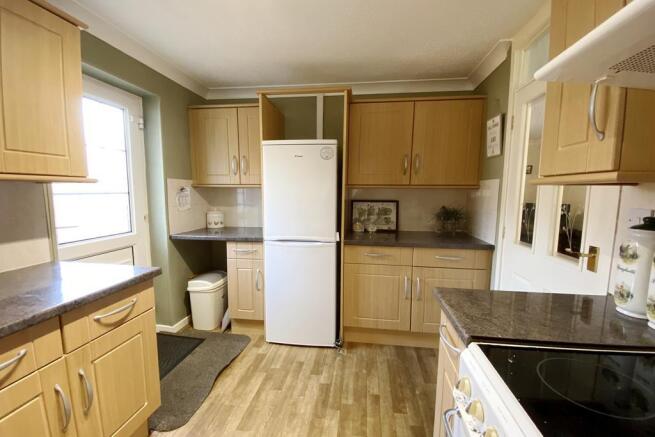 Pennington Road, West Moors, Ferndown, Dorset photo 4