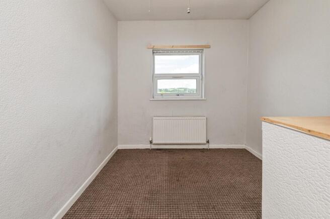 3 bed Semi-Detached for sale Image 11
