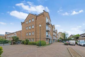 Flat 1, 2 Lyndhurst Lodge, Millennium Drive, London E14 3GB
