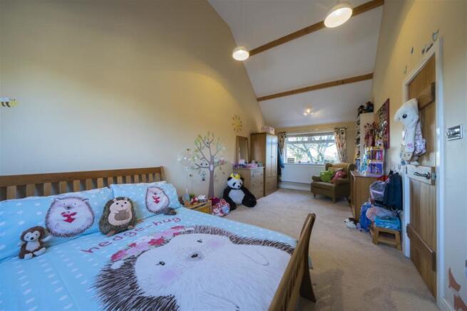 89 Forest Road-029.JPG