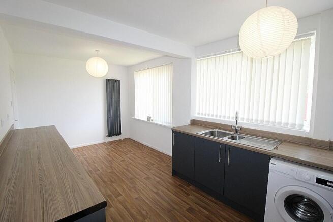 3 bed Semi-Detached for sale Image 7