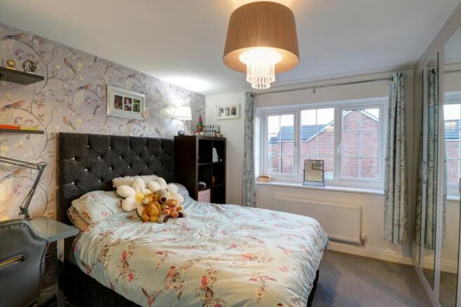 Bedroom 2.1