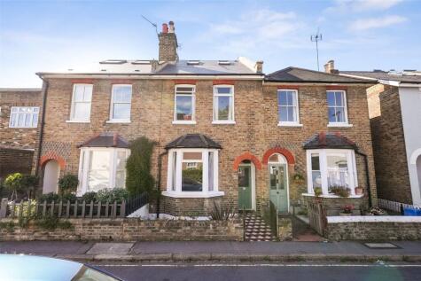 Knowle Road, Twickenham, TW2