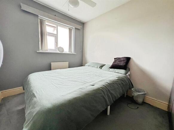 3 bed Semi-Detached for sale Image 12