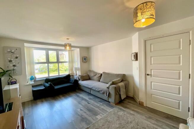 4 bed Detached for sale Image 4