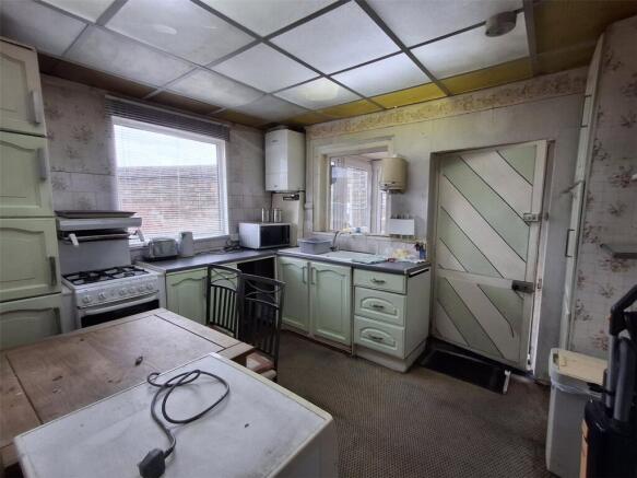 Castle Road, Kidderminster, Worcestershire photo 3
