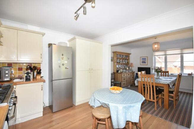 Kitchen Diner.JPG