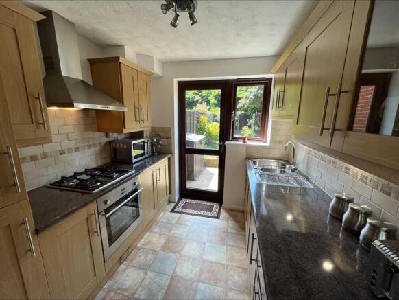 processed-C0F025EE-7B64-4278-BD67-0A3AA4F9461A.jpe