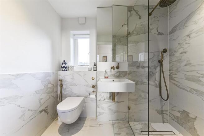 Bedroom 2 En-Suite