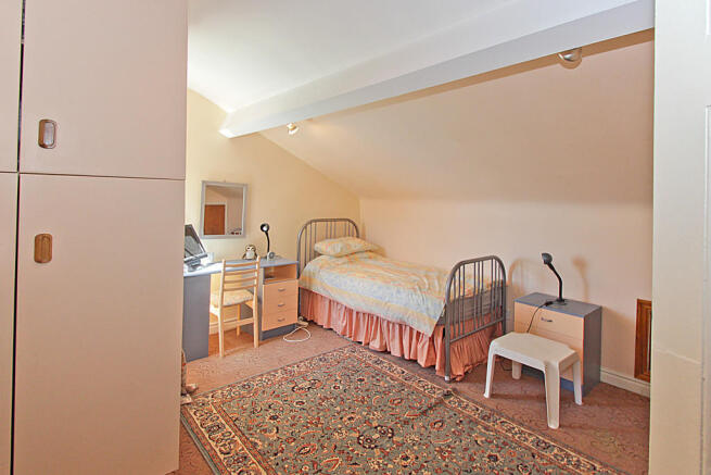 Bed 6