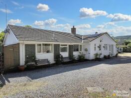 Pondside, Great House Street, Minehead TA24 7TQ