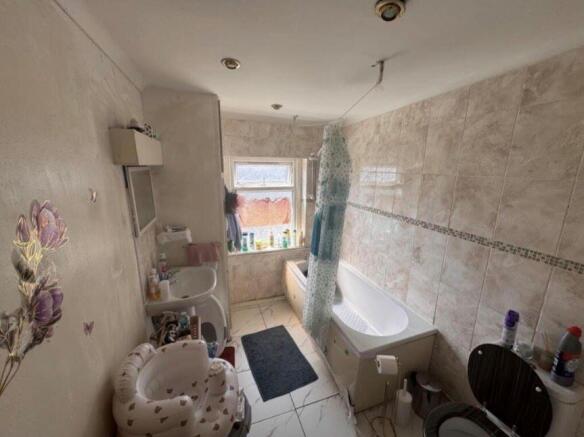 2 bed Terraced for sale Image 12